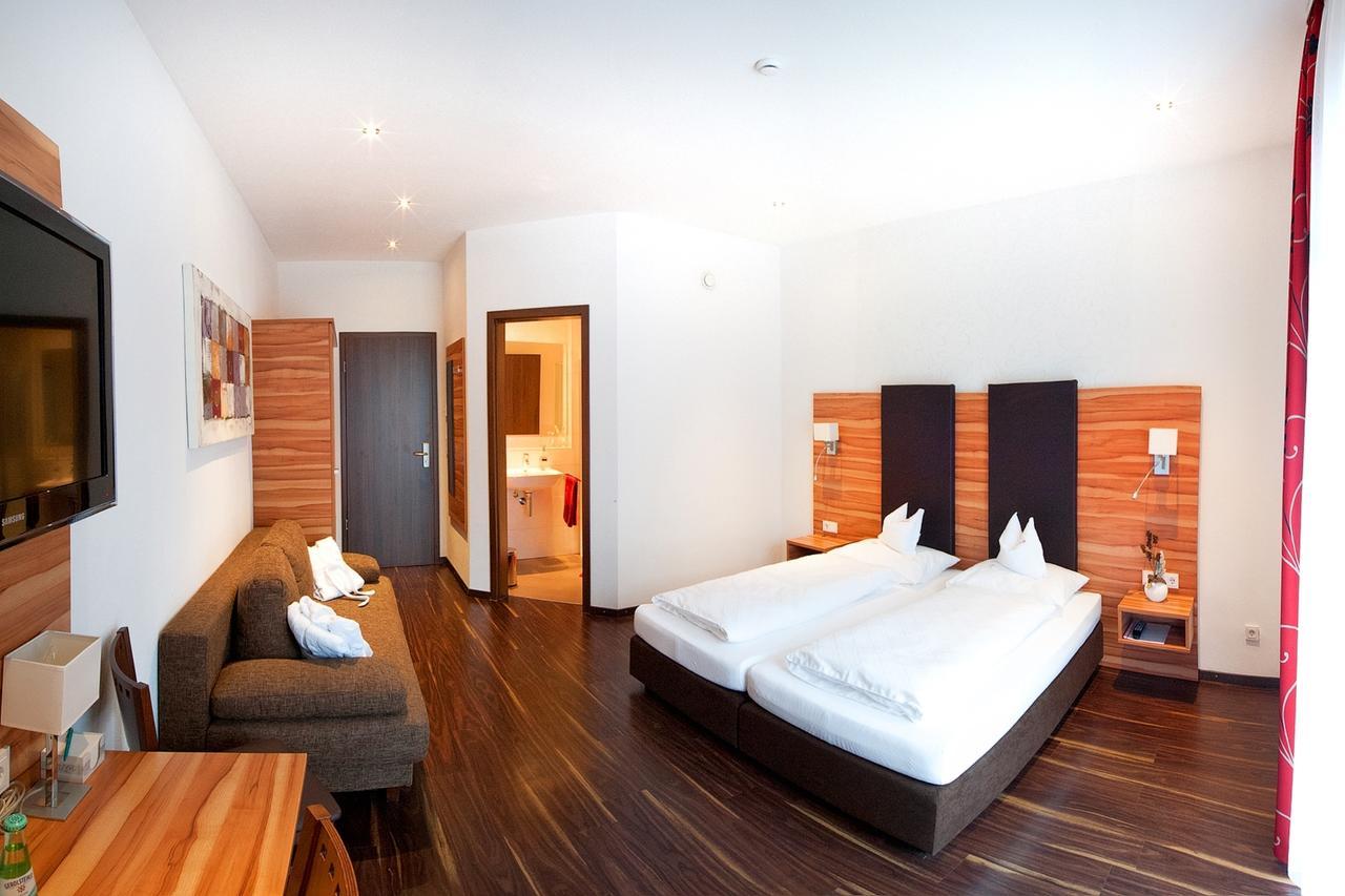 Hotel-Renner Buchbach Pokoj fotografie